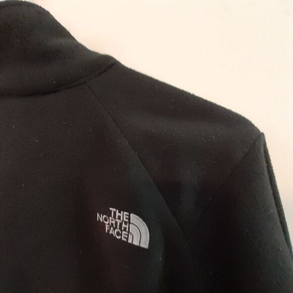 The North Face Black Fleece Jacket Sz S/P - Picture 5 of 10
